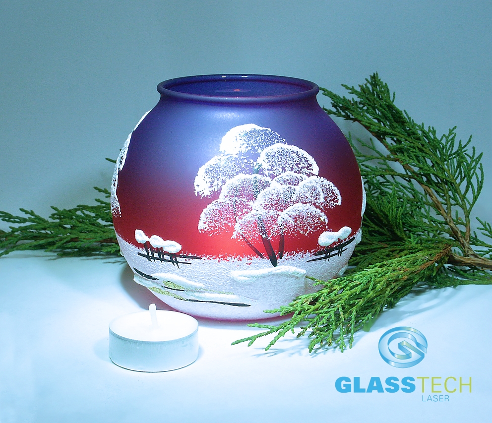Vánoční svícen-Zasněžené stromy -16 cm