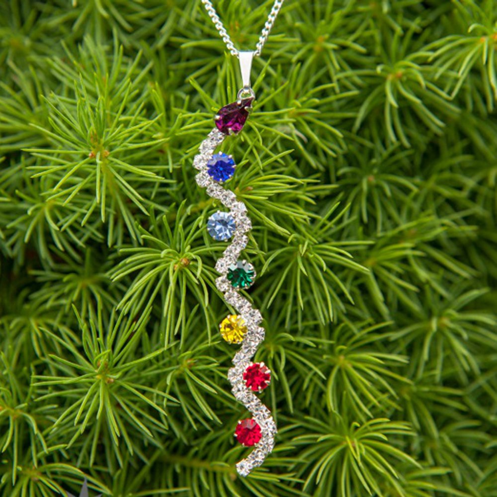 Had s čakrovými kameny