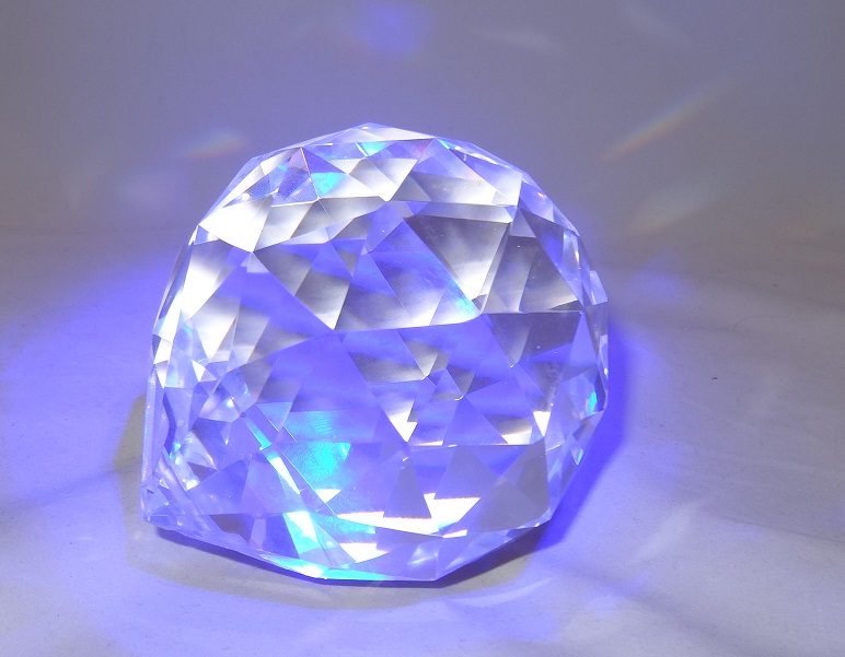 Feng Shui - křišťálová koule 100 mm na zavěšení